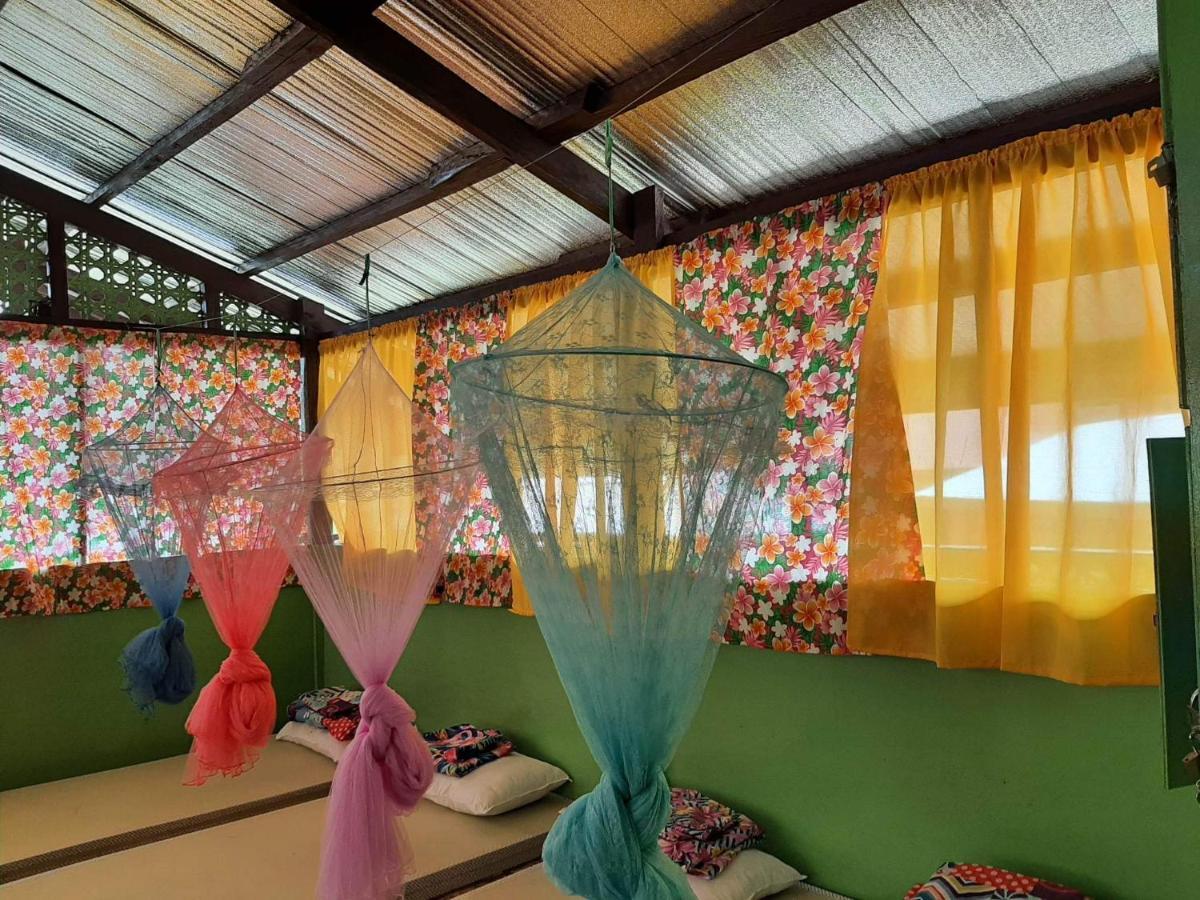 Roca'S Homestay Backpackers Chalet Batuan Εξωτερικό φωτογραφία